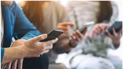 എയര്‍ടെല്‍, ജിയോ, വി 500 രൂപയ്ക്ക് താഴെയുള്ള പ്രീപെയ്ഡ് പ്ലാന്‍: ഏതാണ് മികച്ചത് ?