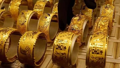 ಮತ್ತೆ ಕುಸಿದ ಗೋಲ್ಡ್ ರೇಟ್, ಚಿನ್ನ ಕೊಳ್ಳೋರಿಗೆ ಬಂಪರ್!