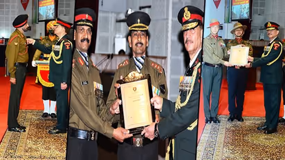 Northern Commander awards gallantry medals