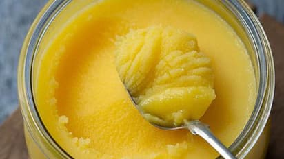 খাওয়ার পাতে একসঙ্গে রাখুন ঘি ও লেবু, মিলবে ৫ সমস্যা থেকে সহজেই মুক্তি