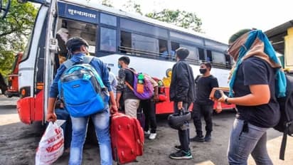 महाराष्ट्र में बढ़ा कोरोना का खतरा: पुणे में 14 मार्च तक स्कूल-कॉलेज और कोचिंग बंद..लग सकता है लॉकडाउन