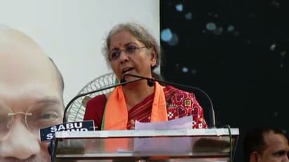 സംസ്ഥാന സർക്കാരിനെതിരെ ആഞ്ഞടിച്ച് നിർമ്മല സീതാരമൻ; കിഫ്ബിക്കെതിരെയും വിമർശനം