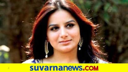 Pooja Gandhi: ಕನ್ನಡ ಕಲಿತು ಜೇನಿನ ಹೊಳೆಯೋ ಹಾಡು ಹೇಳಿದ ಮಳೆ ಹುಡುಗಿಗೆ ಫ್ಯಾನ್ಸ್ ಫಿದಾ!