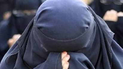 PM मोदी और CM योगी का समर्थन करने पर मुरादाबाद में महिला को तीन तलाक, एक दिन पहले ही जेठ ने किया था दुष्कर्म