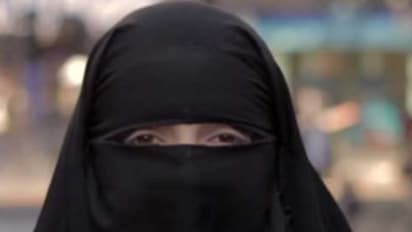 मेरठ में आर्थिक तंगी से परेशान युवक ने पत्नी से करवाया ऐसा काम, विरोध करने पर महिला को दिया तीन तलाक