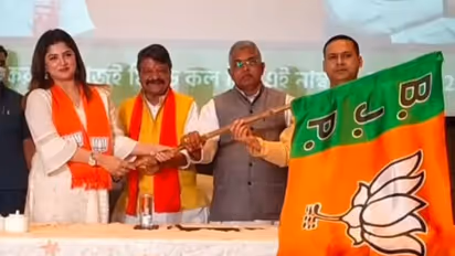 ২ কোটির ফ্ল্যাট থেকে ৫৩ লাখের অডি , কীভাবে প্রায় সাড়ে ৪ কোটির সম্পত্তি হাঁকালেন শ্রাবন্তী