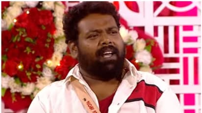 'അന്ന് പറയാൻ വെച്ച പ്രണയം ഇപ്പോള് പറയാം', ചിരിപടര്ത്തി പ്രണയകഥയുമായി നോബി