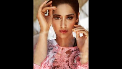 తన కొత్త లవర్ పేరు చెప్పిన బెల్లీ బ్యూటీ ఇలియానా... ఎవరో తెలిస్తే షాక్ అవుతారు!