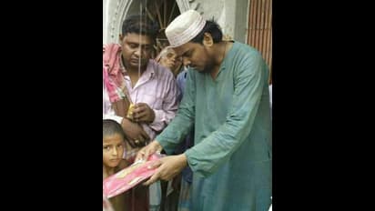 কংগ্রেস নেতাদের সিদ্ধান্তে দুঃখ পেলেন আব্বাস, তৃতীয় দফার আগে প্রকাশ্যে এল জোটের ফাটল