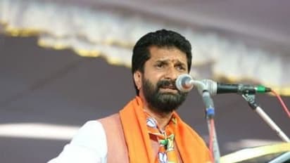 ಇಂದಿರಾ, ನೆಹರು ಹೆಸರಲ್ಲಿ ಬಾರ್ ತೆರೆಯಲಿ: ರವಿ