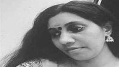 ఆర్. సంగీత మలయాళీ కవిత: వృత్తం