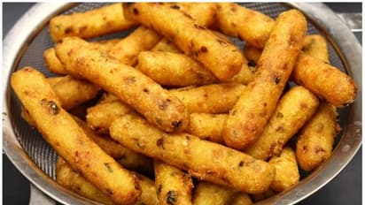 ഉരുളക്കിഴങ്ങും റവയും ഇരിപ്പുണ്ടോ...? ഈ പലഹാരം എളുപ്പം തയ്യാറാക്കാം