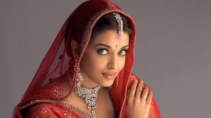 500 करोड़ में बन रही इस फिल्म में पहली बार डबल रोल में दिखेगी Aishwarya Rai, 2 साल से चल रही शूटिंग