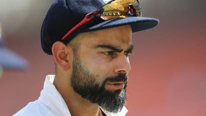 కోహ్లీ ఖాతాలో చెత్త రికార్డు... ఇషాంత్ తర్వాత అత్యధిక సార్లు డకౌట్... ధోనీ, గంగూలీ రికార్డులు సమం...