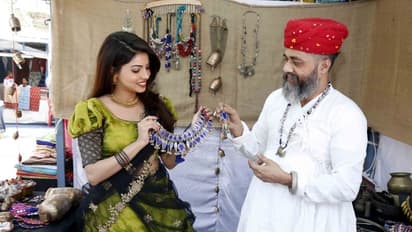 ಚಿತ್ತಾರ ಕರಕುಶಲ ವಸ್ತು ಪ್ರದರ್ಶನ ಹಾಗೂ ಮಾರಾಟ ಮೇಳದಲ್ಲಿ ನಟಿ ಕಾಶೀಮಾ