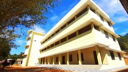 സര്‍ക്കാര്‍ സ്‌കൂളുകള്‍ പുത്തനായി, ഉന്നതവിദ്യാഭ്യാസരംഗമോ? വിദ്യാഭ്യാസ മേഖലയ്‌ക്ക് എത്ര മാര്‍ക്കിടാം