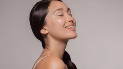 മുഖത്തെ കരുവാളിപ്പ് മാറ്റാന്‍ ഗ്രീന്‍ ടീ കൊണ്ടുള്ള ഫേസ് പാക്കുകൾ പരീക്ഷിക്കാം...