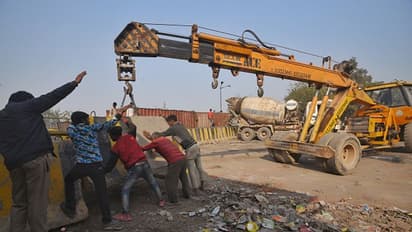 നൂറാം നാള്‍; അടിച്ചമര്‍ത്തലുകള്‍ക്കിടയിലും അണയാതെ കര്‍ഷക പ്രക്ഷോഭം