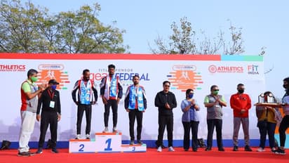 ನವದೆಹಲಿ ಮ್ಯಾರಾಥಾನ್ ಗೆದ್ದ ಶ್ರೀನು ಬುಗಥಾ, ಸುಧಾ ಸಿಂಗ್!