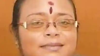 তৃণমূল ছেড়ে বিজেপিতে গিয়েও শিকে ছিড়ল না, এখনও অপেক্ষার প্রহরে সোনালি গুহরা