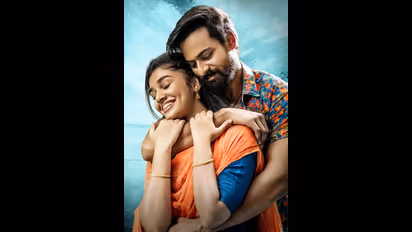 షాకిస్తున్న `ఉప్పెన` ఫేమ్‌ వైష్టవ్‌ తేజ్‌ బట్టతల.. విగ్గుతో మ్యానేజ్‌ చేశాడా? మ్యాజిక్‌ వీడియో వైరల్‌