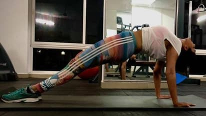 വനിതാ ദിനത്തില്‍ വർക്കൗട്ട് ചിത്രം പങ്കുവച്ച് നടി