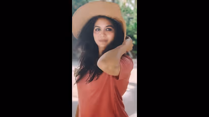 నాపై రాళ్లు విసిరారు, తొక్కేశారు, నేను ఆడదాన్ని.. సింగర్ సునీత సెన్సేషన్ పోస్ట్!