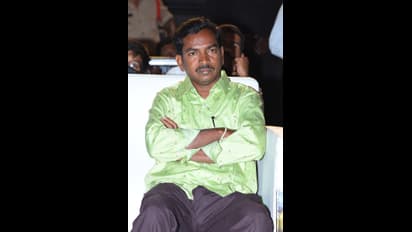 శ్రీకారం ప్రీ రిలీజ్ ఈవెంట్: హాజరైన చిత్ర ప్రముఖులు, వేదికపై వినోద కార్యక్రమాలు