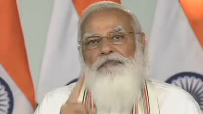 21 ವಿದ್ವಾಂಸರ ವ್ಯಾಖ್ಯಾನಗಳೊಂದಿಗೆ ಭಗವದ್ಗೀತೆಯ 11 ಸಂಪುಟ ಲೋಕಾರ್ಪಣೆ ಮಾಡಿದ ಮೋದಿ!