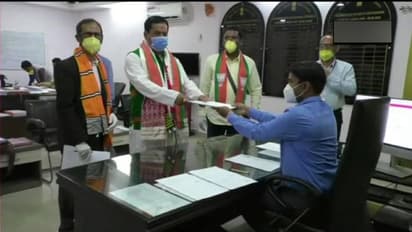 असम चुनाव: मुख्यमंत्री सर्बानंद ने मजुली सीट से नामांकन भरकर कांग्रेस के राजीव लोचन की चुनौती स्वीकारी