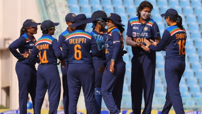 ఇంగ్లాండ్ టూర్‌కి భారత జట్టు ఎంపిక... టెస్టు మ్యాచ్‌తో పాటు వన్డే సిరీస్‌కి మిథాలీరాజ్ సారథ్యం...