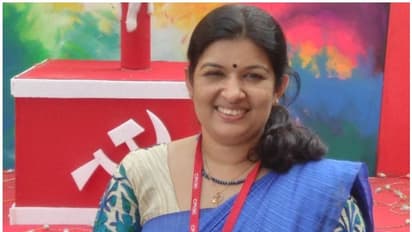 'സിപിഎം അംഗത്വം രാജി വച്ച് കേരളാ കോൺഗ്രസിൽ ചേരും', എതിര്പ്പ് കാര്യമാക്കുന്നില്ലെന്ന് സിന്ധുമോൾ ജേക്കബ്