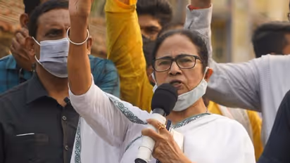 Facebook पर ऐड के मामले में आगे निकलीं ममता बनर्जी ; TMC ने पिछले 30 दिनों में खर्च कर डाले इतने लाख रु