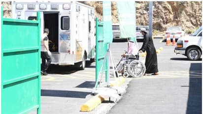 అక్కడ 71 వ్యాక్సినేషన్ సెంటర్లు మూసేశారు.. ఎందుకంటే..