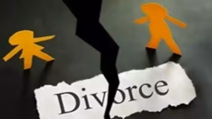Divorce : ഭാര്യ വാട്‌സാപ്പില്‍ ബ്ലോക്ക് ചെയ്തു; വിവാഹമോചനം തേടി യുവാവ്