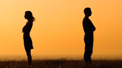 High Court On Divorce ವಿವಾಹ ವಿಚ್ಚೇದನ ಕುರಿತು ಮಹತ್ವದ ತೀರ್ಪು ನೀಡಿದ ಹೈಕೋರ್ಟ್!