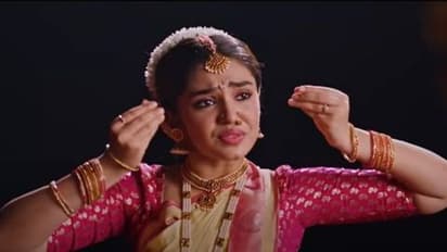 `ఈశ్వర` వీడియో సాంగ్‌లో కృతిశెట్టి ‌.. కుచిపూడి డాన్స్ తో మంత్రముగ్దుల్ని చేసిన `ఉప్పెన` బ్యూటీ