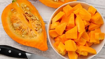 മുഖത്തെ ചുളിവുകളും പാടുകളും മാറാന്‍ പരീക്ഷിക്കാം മത്തങ്ങ കൊണ്ടുള്ള ഈ ഫേസ് പാക്കുകള്‍...