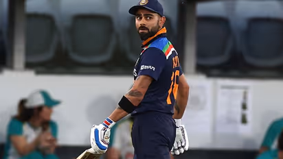 ಮೃಗಾಲಯ ಆರಂಭಿಸಲು ಕೊಹ್ಲಿ ಬಳಿ ಹಲವು ಡಕ್ ಇದೆ: ಟ್ರೋಲ್ ಆದ ನಾಯಕ!