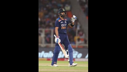 విరాట్ కోహ్లీ డకౌట్.. భలేగా వాడుకుంటున్న పోలీసులు