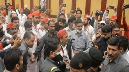 ಪತ್ರಕರ್ತರ ಮೇಲೆ ಹಲ್ಲೆ ಪ್ರಕರಣ; ಅಖಿಲೇಶ್ ಯಾದವ್ ವಿರುದ್ಧ FIR