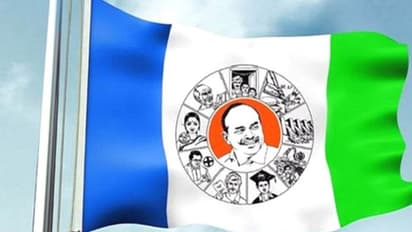 రాజీనామా రెడీ అయిన వైసీపీ మహిళా నేత.. పార్టీ ఆవిర్భావం నుంచీ ఉన్నాకూడా...