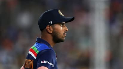 India vs West Indies: அடப்பாவமே.. இந்திய அணியிலிருந்து காயத்தால் விலகிய தமிழக வீரர்..! மாற்று வீரர் அறிவிப்பு