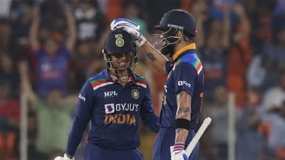 ഇക്കാര്യത്തില് കോലിയെ കണ്ട് പഠിക്കൂ; കിഷനും പന്തിനും സെവാഗിന്റെ ഉപദേശം