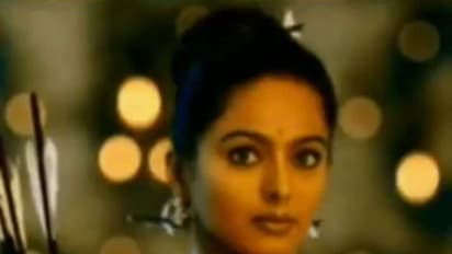 బాహుబలి దేవసేనగా సౌందర్య, వైరల్ అవుతున్న ఫొటోస్... అసలు విషయం ఏమిటంటే!