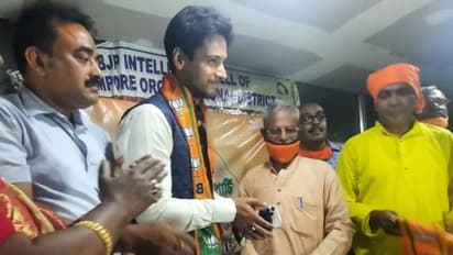 ভোট ময়দানে যশ, বুধবার দিনভর একাধিক কর্মসূচী, চামুন্ডা মন্দিরে পুজো দিয়ে যাত্রা শুরু