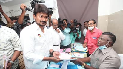 கமல், உதயநிதி, வானதி சீனிவாசன்... ஒரே நாளில் வரிசை கட்டி   வேட்புமனு தாக்கல் செய்த நட்சத்திர வேட்பாளர்கள்...!