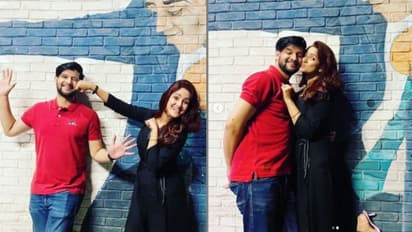 প্রাক্তন প্রেমিকার সঙ্গে অন্তরঙ্গতায় মজে নীল,  হাতেনাতে ধরে এ কী করলেন তৃণা