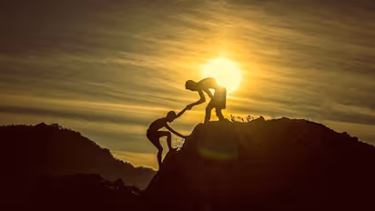 పరహితం కోరే సజ్జనులు