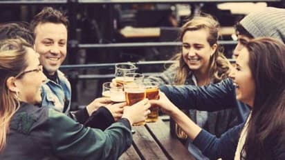 NFHS-NFHS-র পঞ্চম পর্বের সমীক্ষার রিপোর্ট প্রকাশ,পুরুষের তুলনায় মহিলাদের তামাক সেবন ও মদ্যপানের সংখ্যা কম